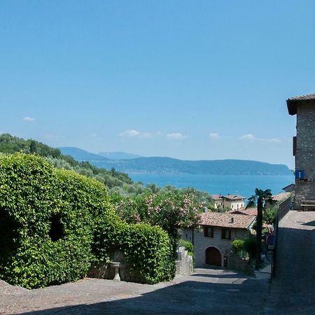 Charming Rustic House Vila Gardone Riviera Exterior foto